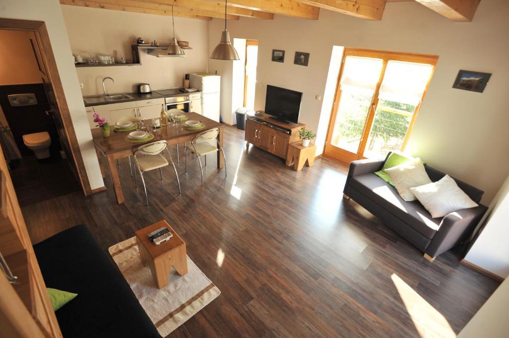 Apartment House Blazar Tolmin Szoba fotó